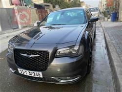 کرایسلەر 300